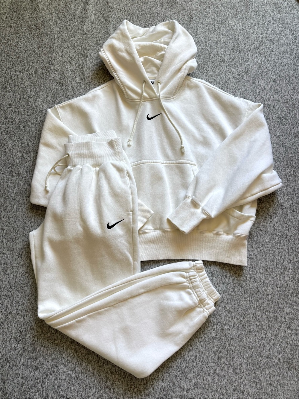 Nike Women’s White Hoodie and Sweatpants Set with Black Swoosh